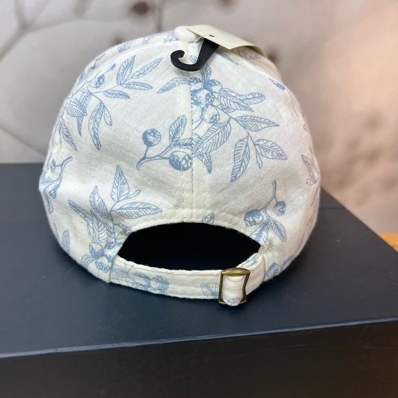 Floral print and embroidered PARIS cap, NEW. fresh and unique French style - Picture 3 of 9